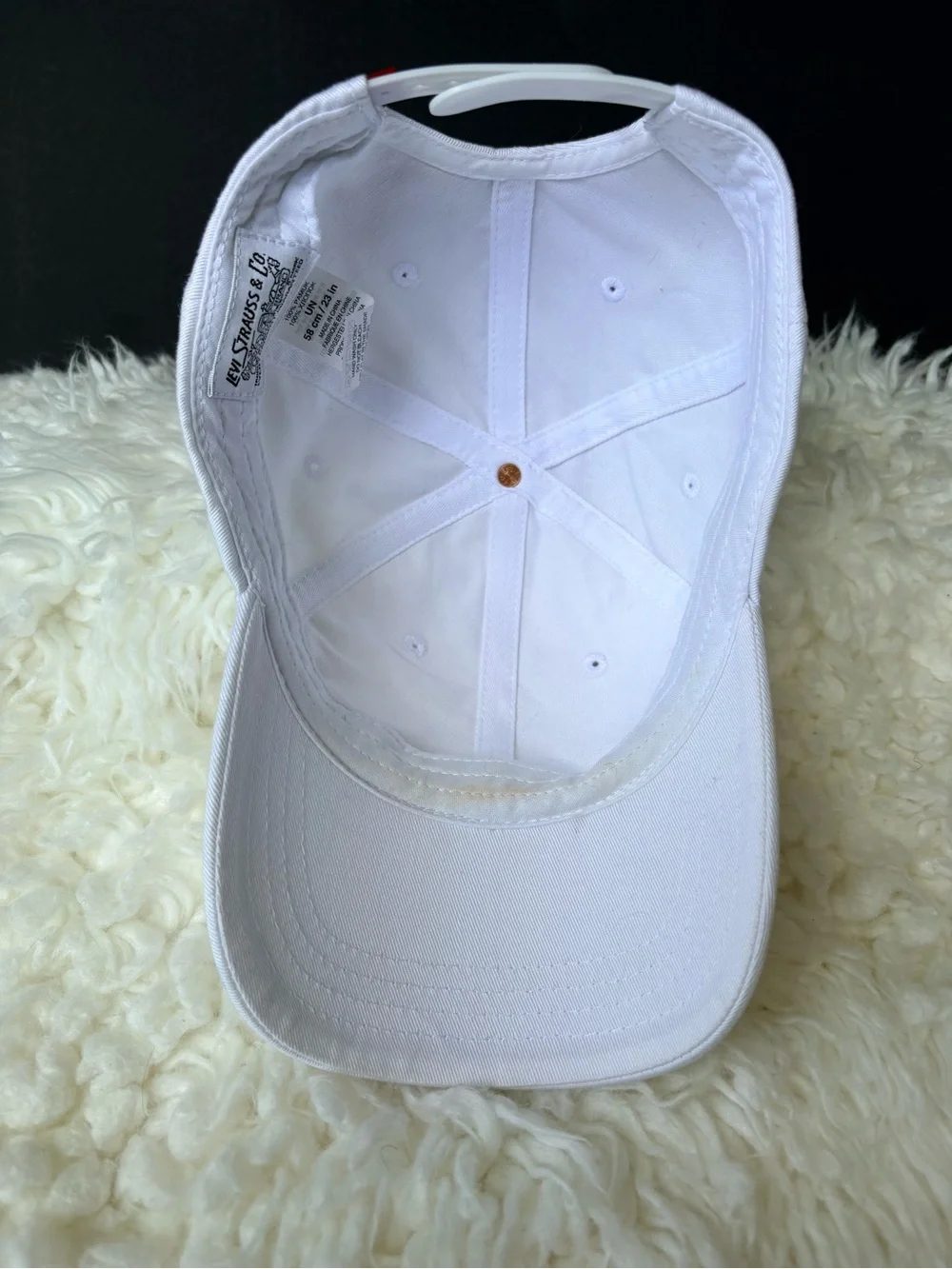 Levis fresh crisp